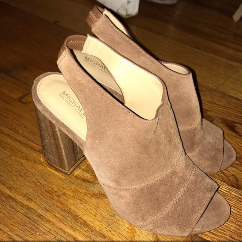 Michael Khors NEW Brown Heels